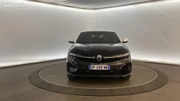 Renault Megane 2023 photo 2