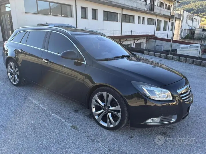 Opel Insignia 2010 photo 2