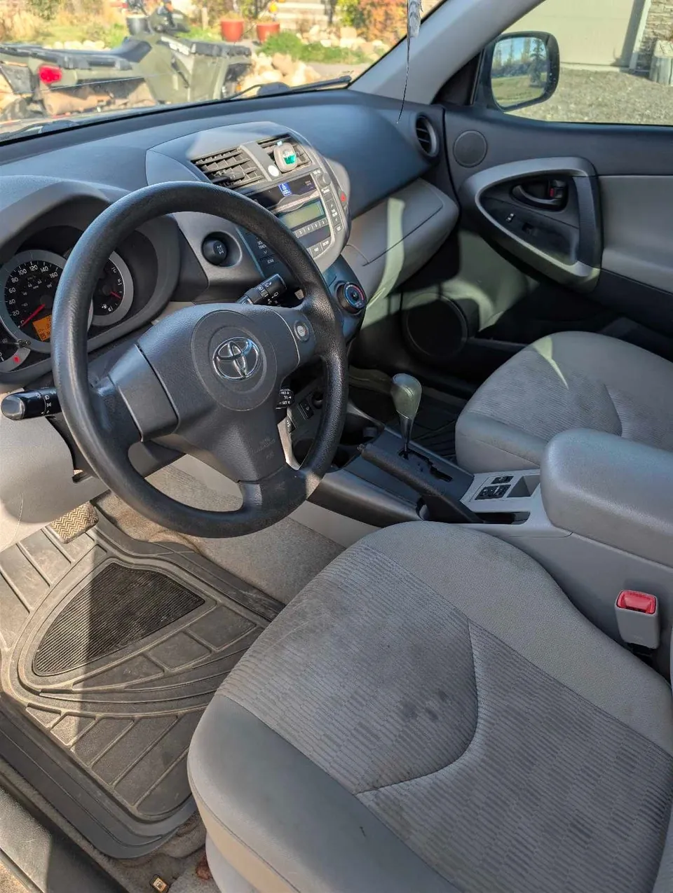 Toyota Rav4 2009 photo 4