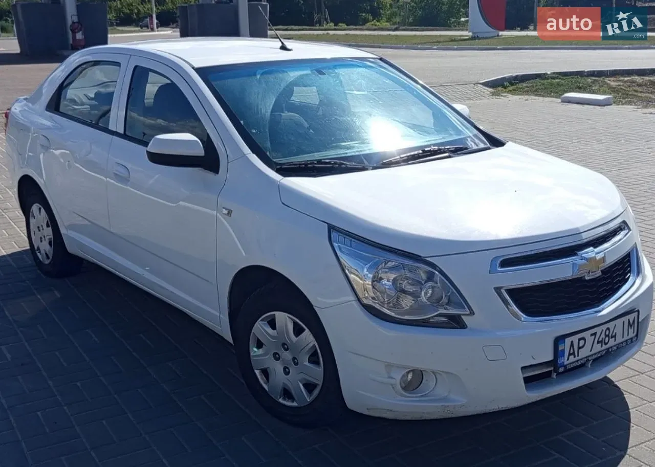 Chevrolet Cobalt 2021 photo 3