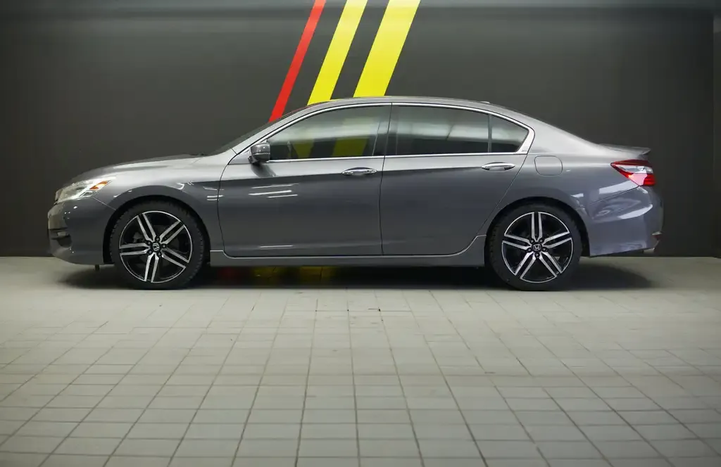Honda Accord 2017 photo 2