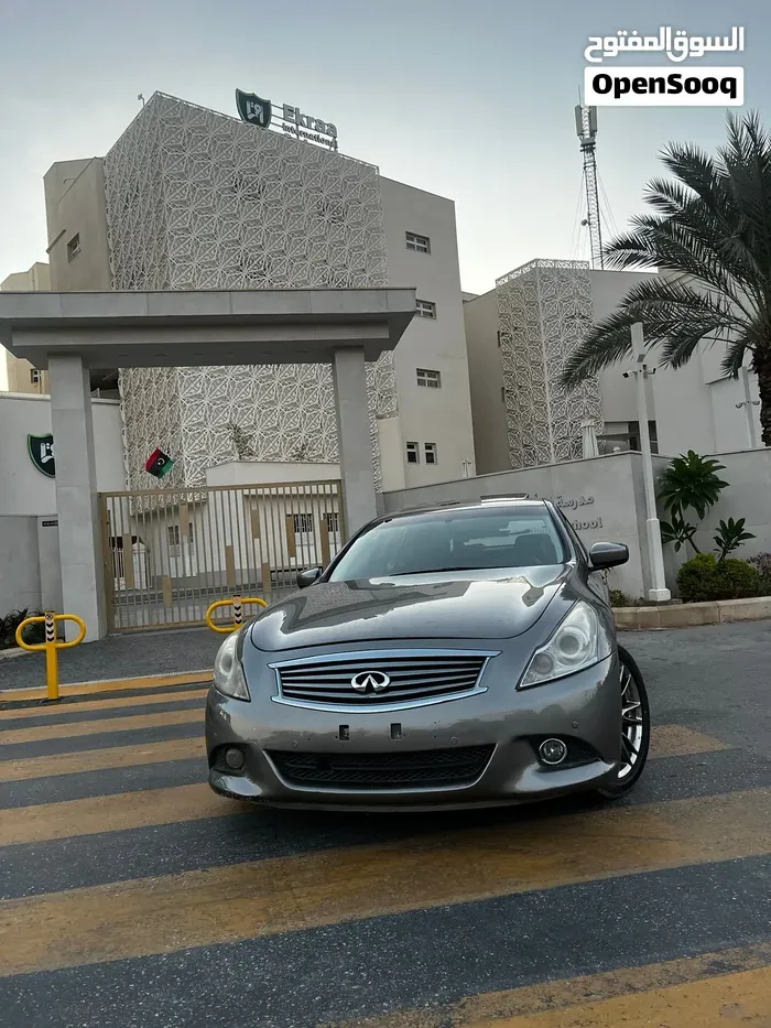 Infiniti G37