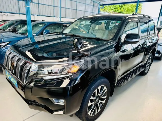 Toyota Land Cruiser Prado 2023 photo 3