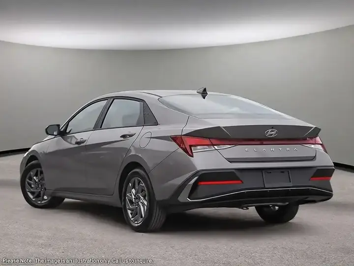 Hyundai Elantra 2026 photo 4