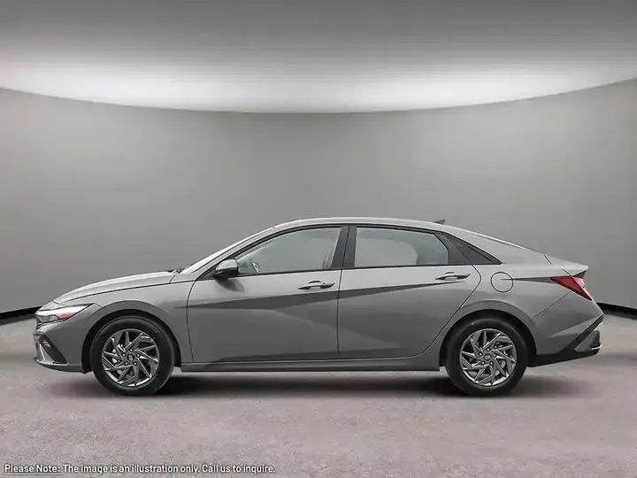 Hyundai Elantra 2026 photo 3