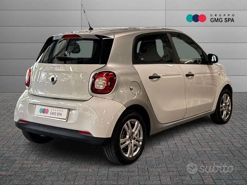 Smart Forfour 2018 photo 3