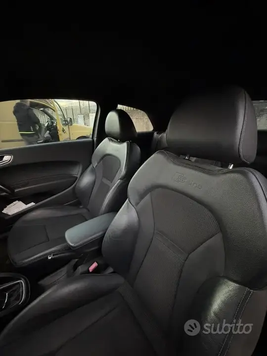 Audi A1 2011 photo 3