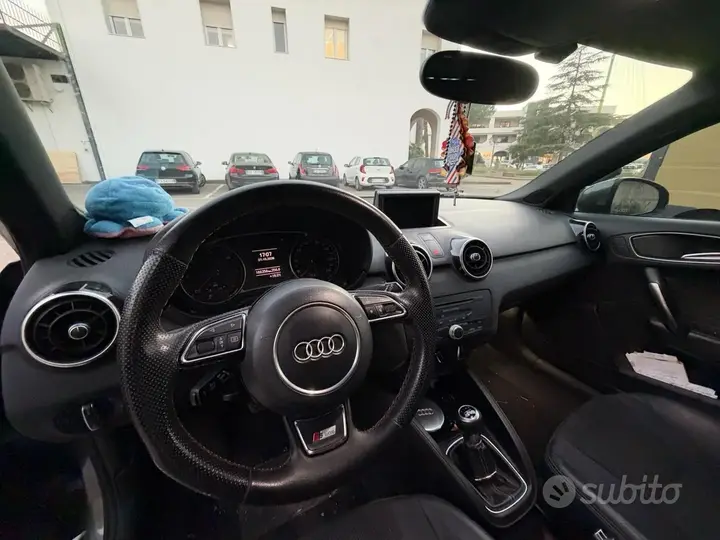 Audi A1 2011 photo 5