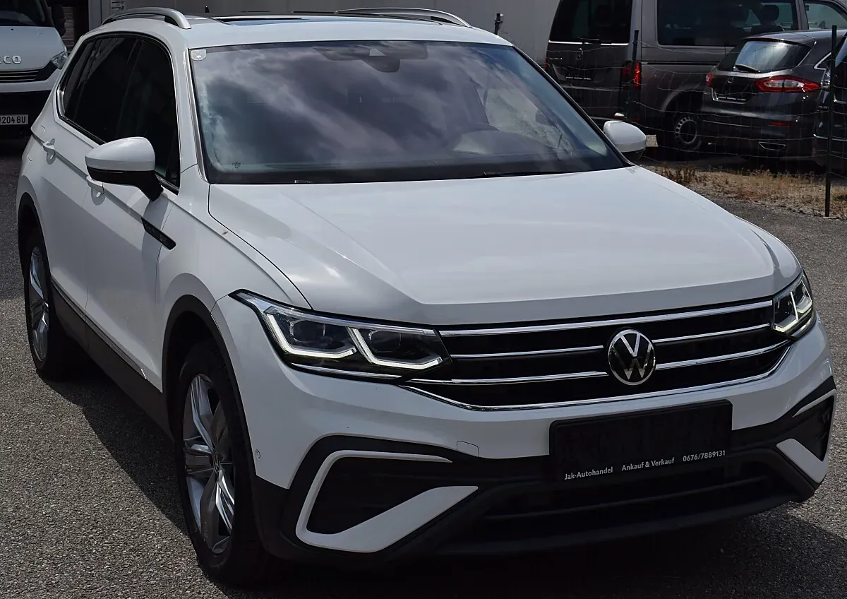 Volkswagen Tiguan Allspace 2023 photo 3