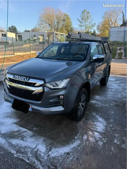 Isuzu D-Max