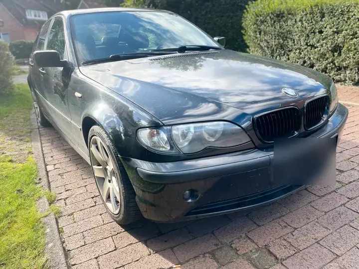 BMW 318I