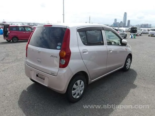 Daihatsu Mira 2010 photo 4