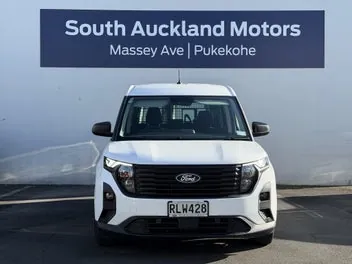 Ford Transit Courier 2025 photo 3
