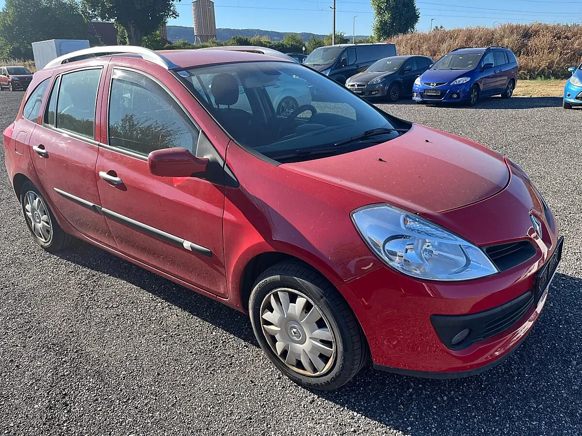 Renault Clio 2009 photo 3
