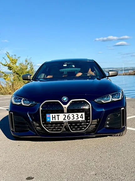 BMW I4 2023 photo 3