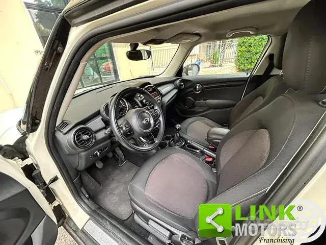 Mini Cooper 2016 photo 2