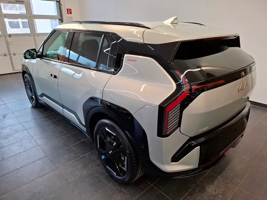 Kia Ev3 photo 3