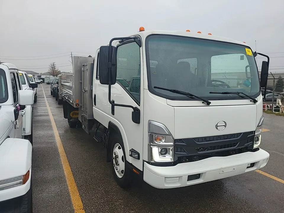 Isuzu Other 2023 photo 5