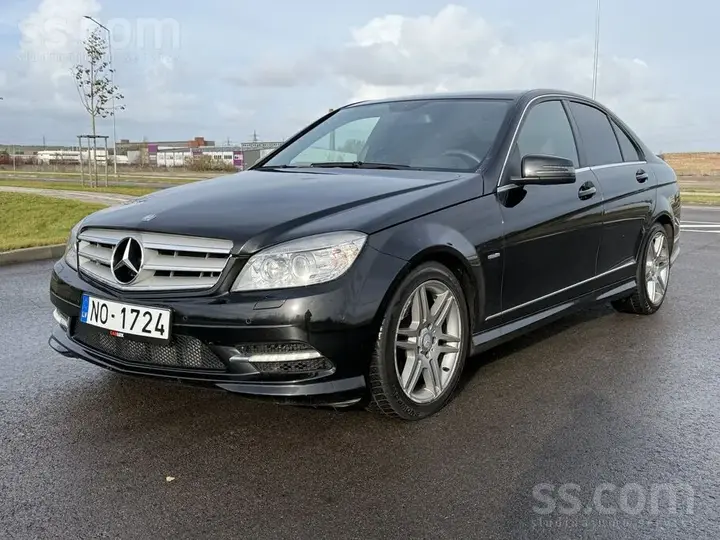 Mercedes-Benz C250 2010 photo 3