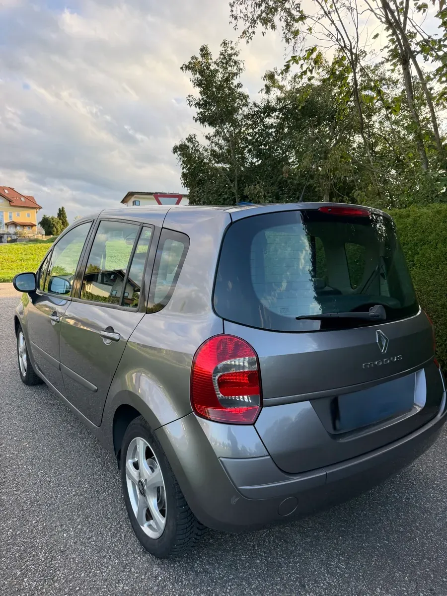 Renault Modus 2009 photo 3