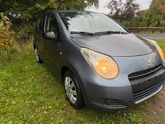 Suzuki Alto 2010 photo 2