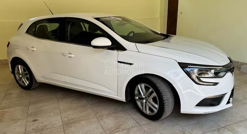Renault Megane 2017 photo 2