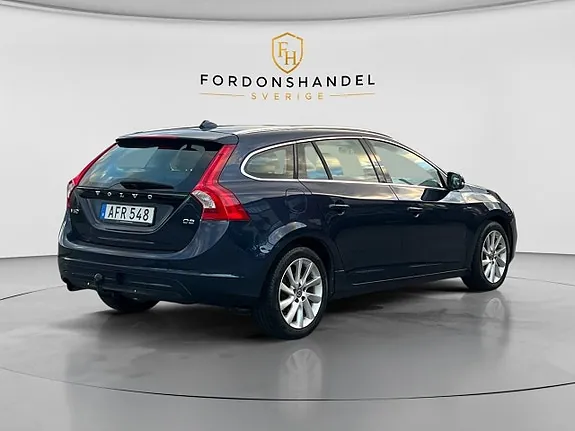 Volvo V60 2015 photo 5