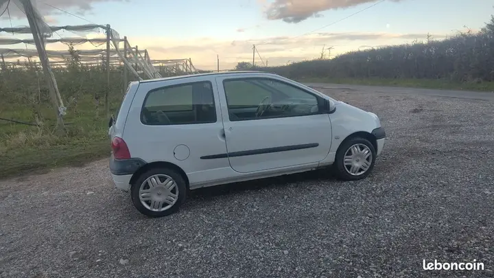 Renault Twingo 2005 photo 2