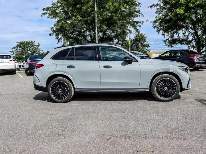 Mercedes-Benz Glc 2027 photo 3