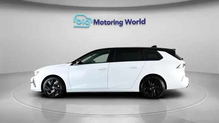 Vauxhall Astra 2023 photo 5