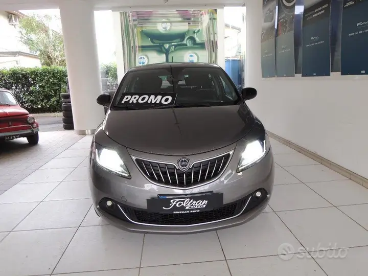 Lancia Ypsilon 2023 photo 2