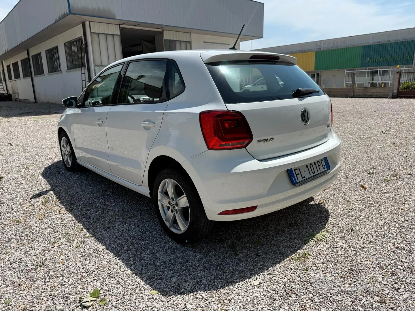 Volkswagen Polo 2017 photo 5