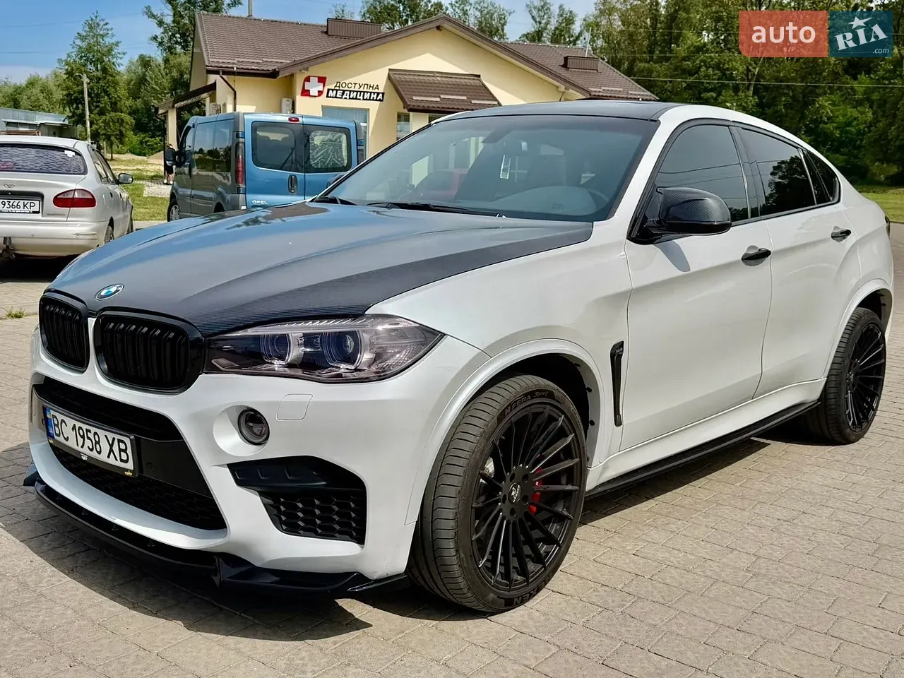 BMW X6 M 2018 photo 4