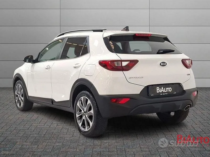 Kia Stonic 2018 photo 4