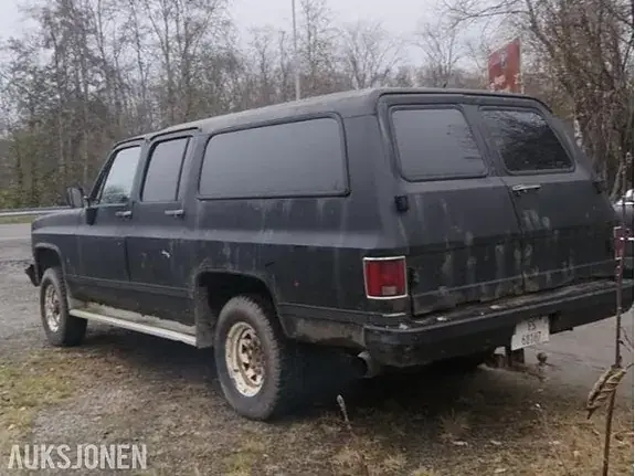 Chevrolet Suburban 1989 photo 4