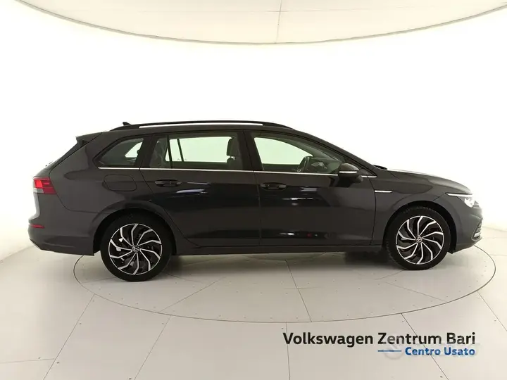 Volkswagen Golf 2022 photo 5