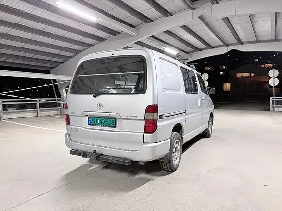 Toyota Hiace 2007 photo 5