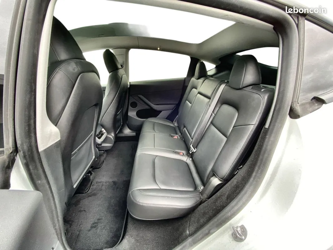 Tesla Model Y 2023 photo 5
