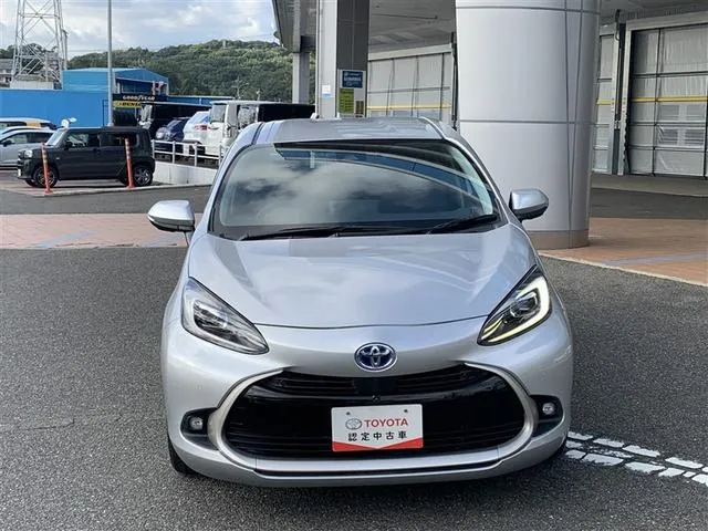 Toyota Aqua 2021 photo 2
