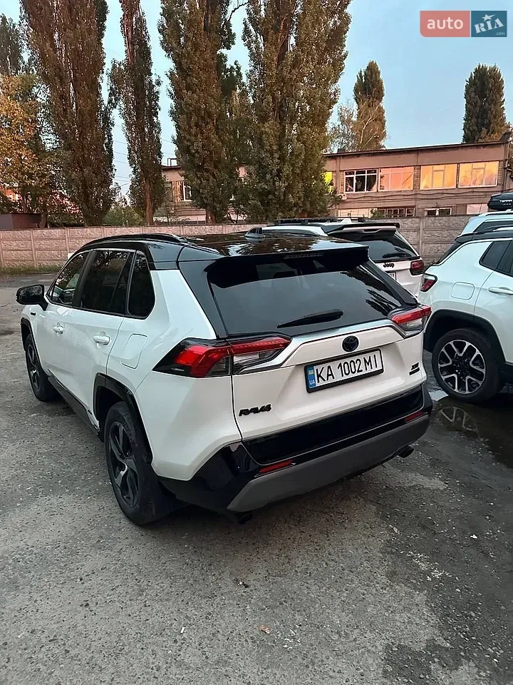 Toyota Rav4 2020 photo 3