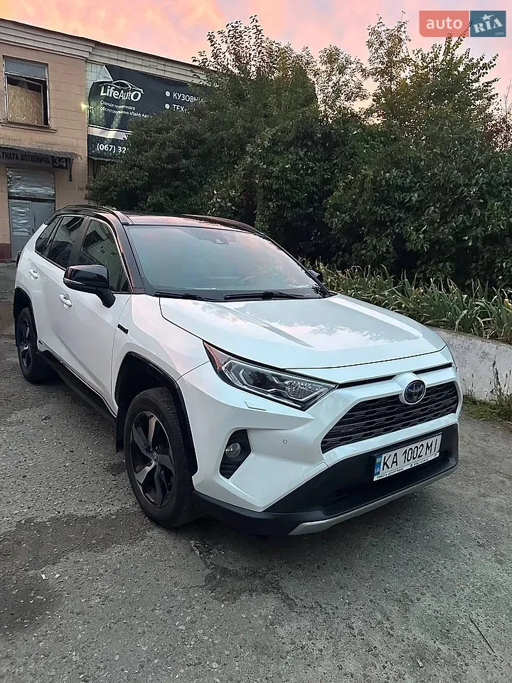 Toyota Rav4 2020 photo 2