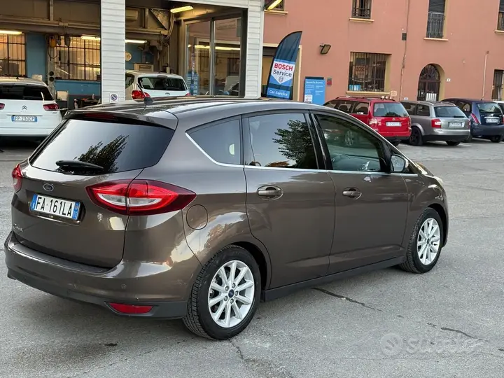 Ford C-Max 2015 photo 4