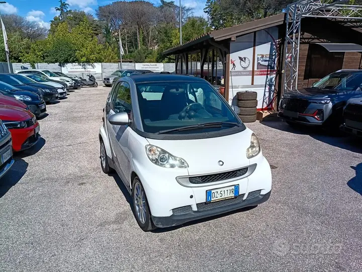 Smart Fortwo 2009 photo 2