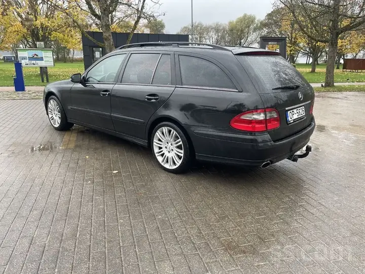 Mercedes-Benz E280 2007 photo 5