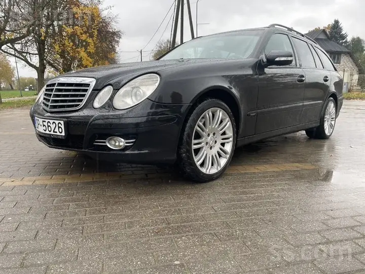 Mercedes-Benz E280 2007 photo 3