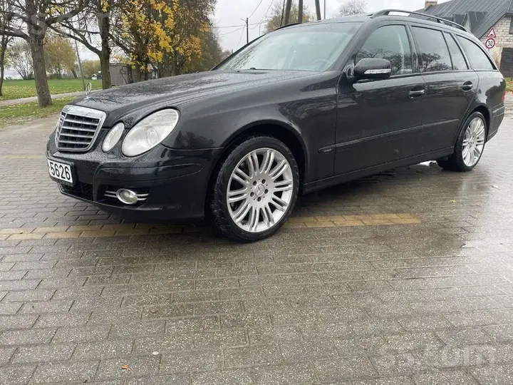 Mercedes-Benz E280 2007 photo 4