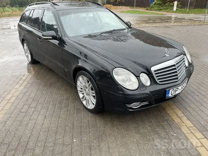 Mercedes-Benz E280