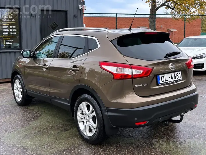 Nissan Qashqai 2015 photo 4
