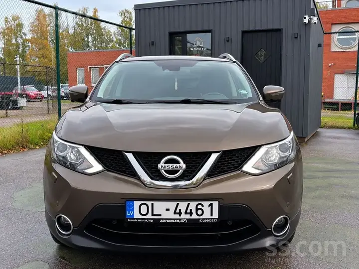 Nissan Qashqai 2015 photo 2