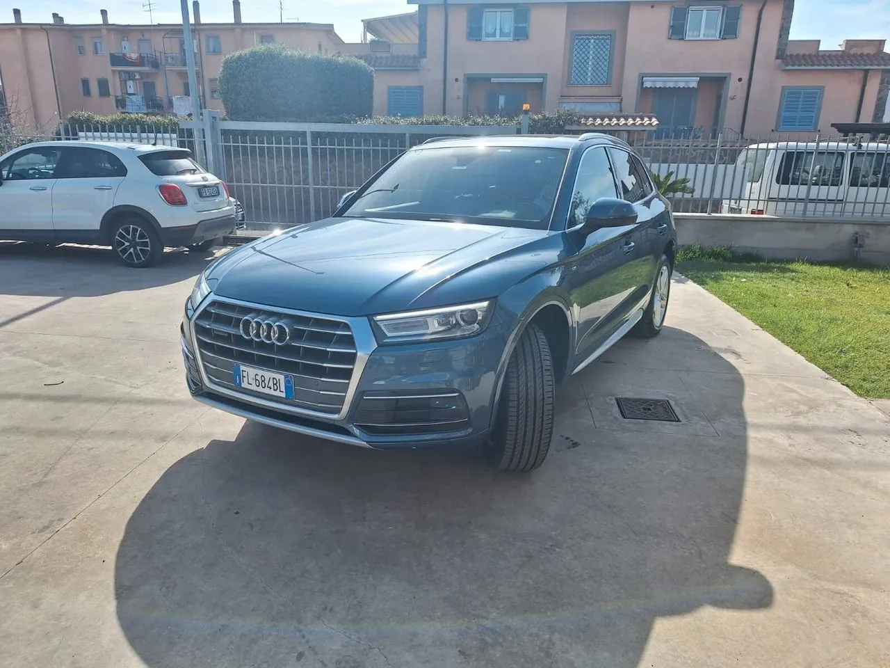 Audi Q5 2017 photo 2